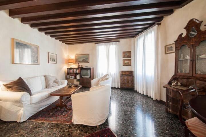 Ca' Vecchio Pozzo Apartment *